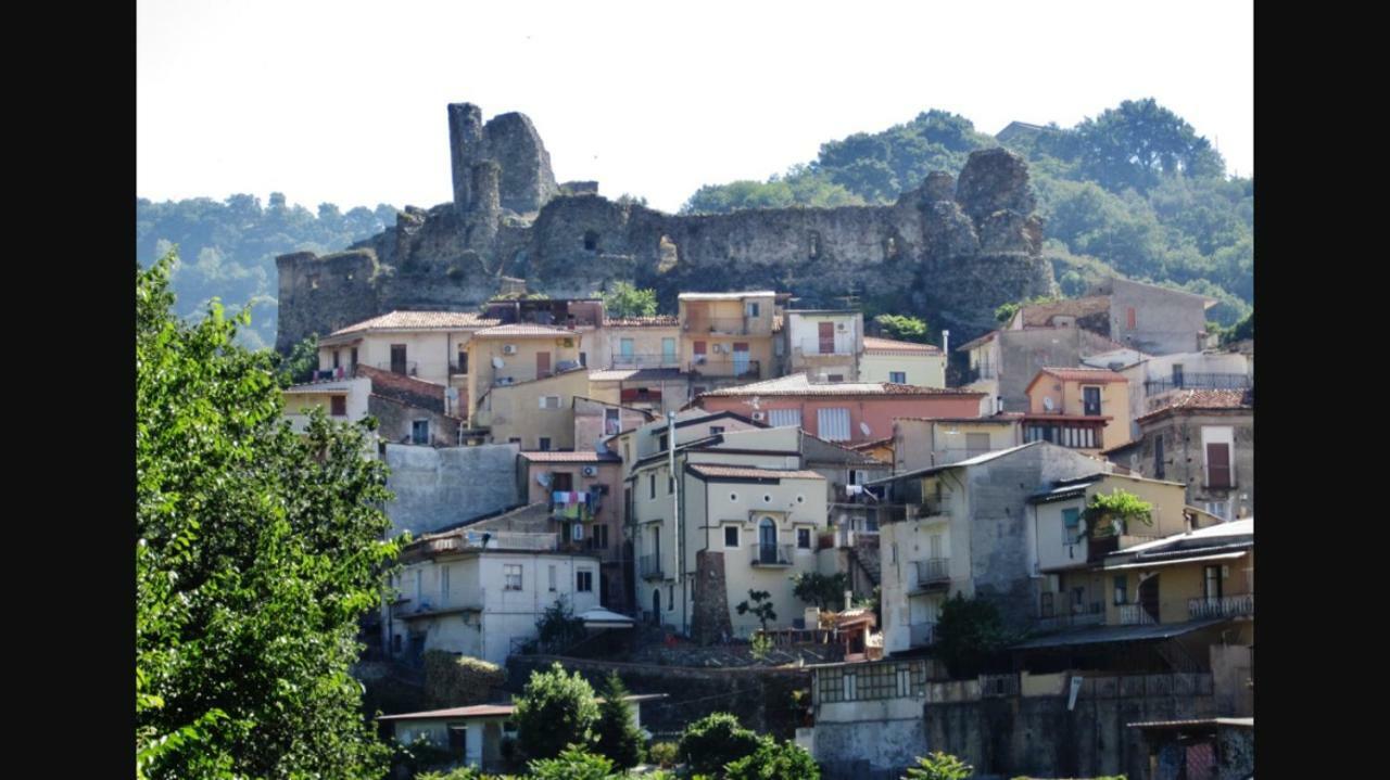 La Casetta Di Elena Lamezia Terme Εξωτερικό φωτογραφία