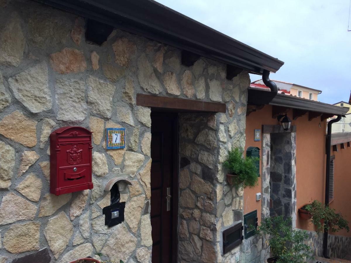 La Casetta Di Elena Lamezia Terme Εξωτερικό φωτογραφία