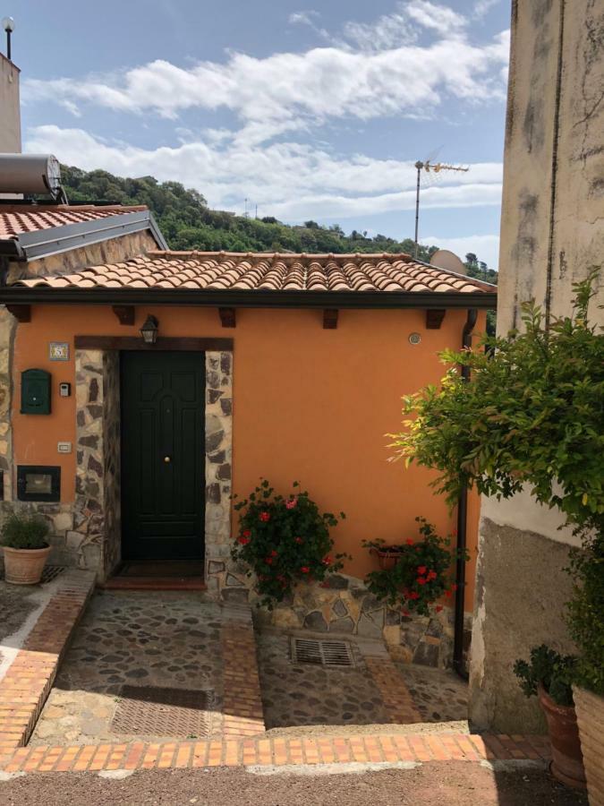 La Casetta Di Elena Lamezia Terme Εξωτερικό φωτογραφία
